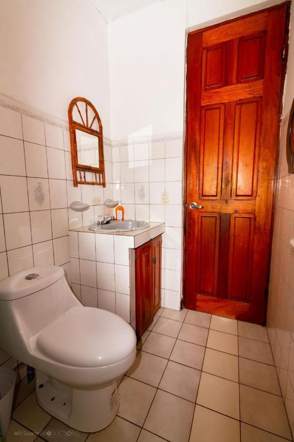 Boruka Bnb Hotel Alajuela Buitenkant foto